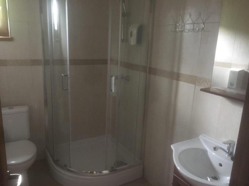 Hotel Ostrov Călimăneşti 외부 사진